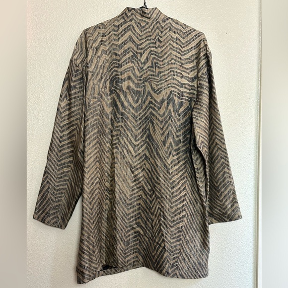 Carter & Teri Abstract Silk Tunic Button Down Blouse Women’s Size L - Picture 3 of 8